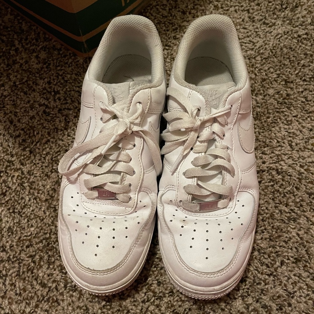 White Nike air forces